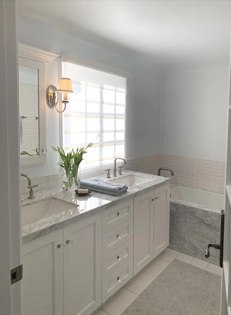 10 LAS PALMAS MASTER BATH SMALLER 768x1047