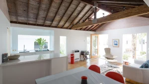 ARTZ D3B0186 300x169