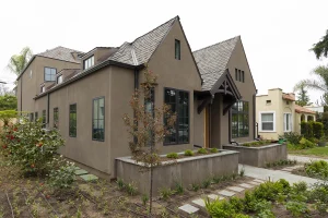 IMG 9593 copy 2 300x200