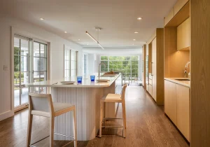 2022PB46 8341 300x210