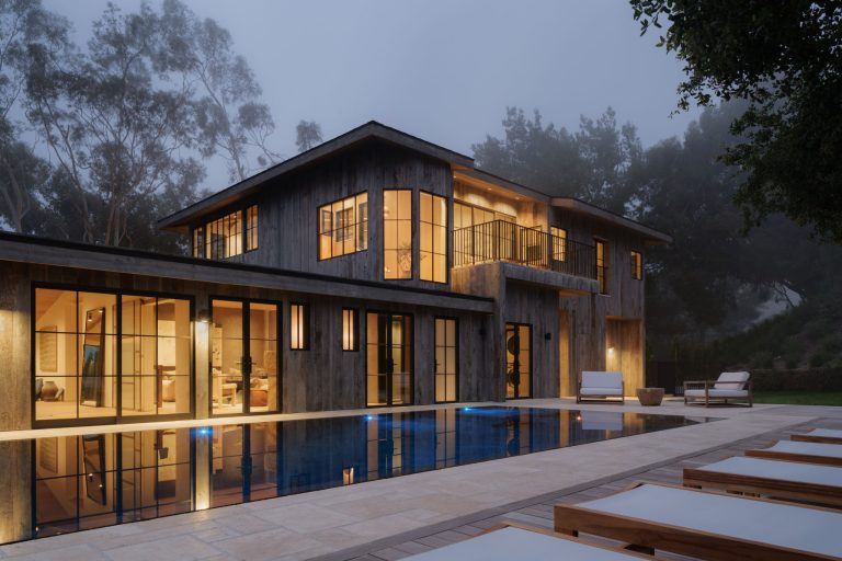 9 web or mls 3655 mcanany way 768x512