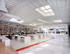 INTERIOR VIEW OF WORKSTATIONS BENNY CHAN 300x230