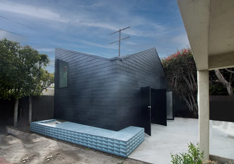 JP 01 1200 72 DPI copy 768x538