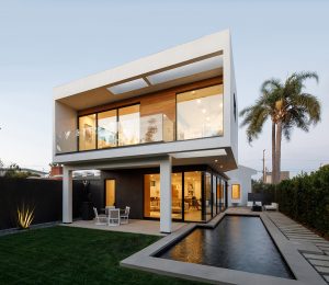 R111 SFR S.01 300x260