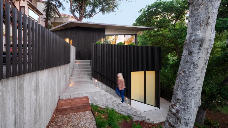 TaiyoWatanabe TFG8259 LRG EH modBootsy brighter warmer bluesky 768x432